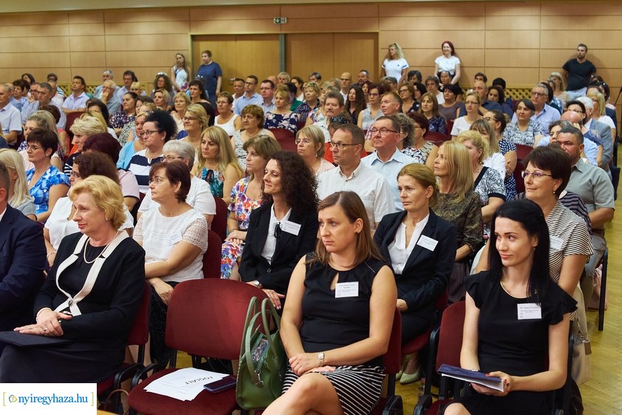 Szakmai tanévnyitó a Kodály Zoltán iskolában