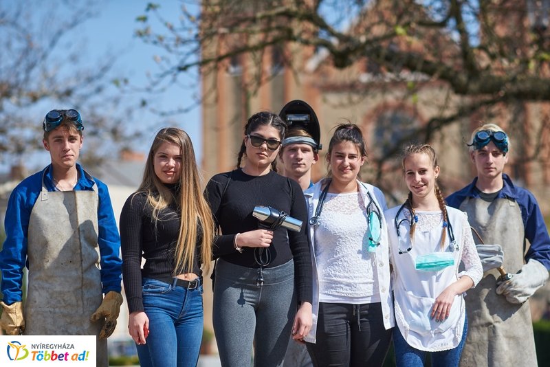 Szakmák Éjszakája sajtótájékoztató