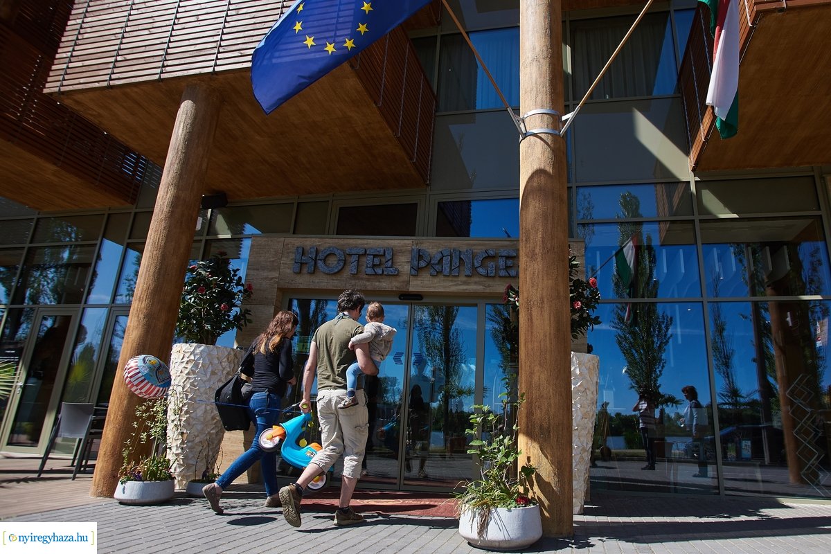 Szállóvendégek a Hotel Pangeában