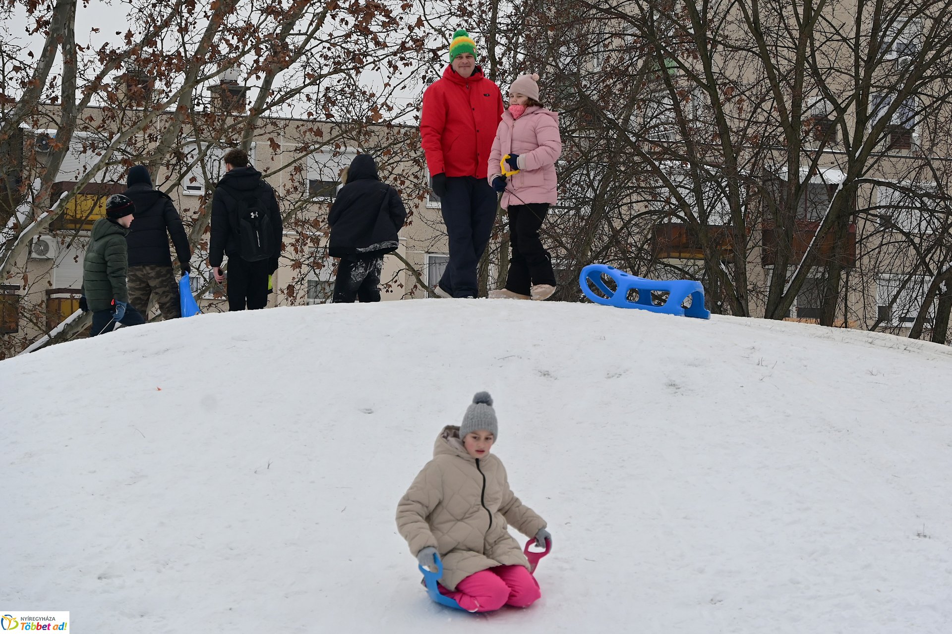Szánkózás a Robinson-dombon
