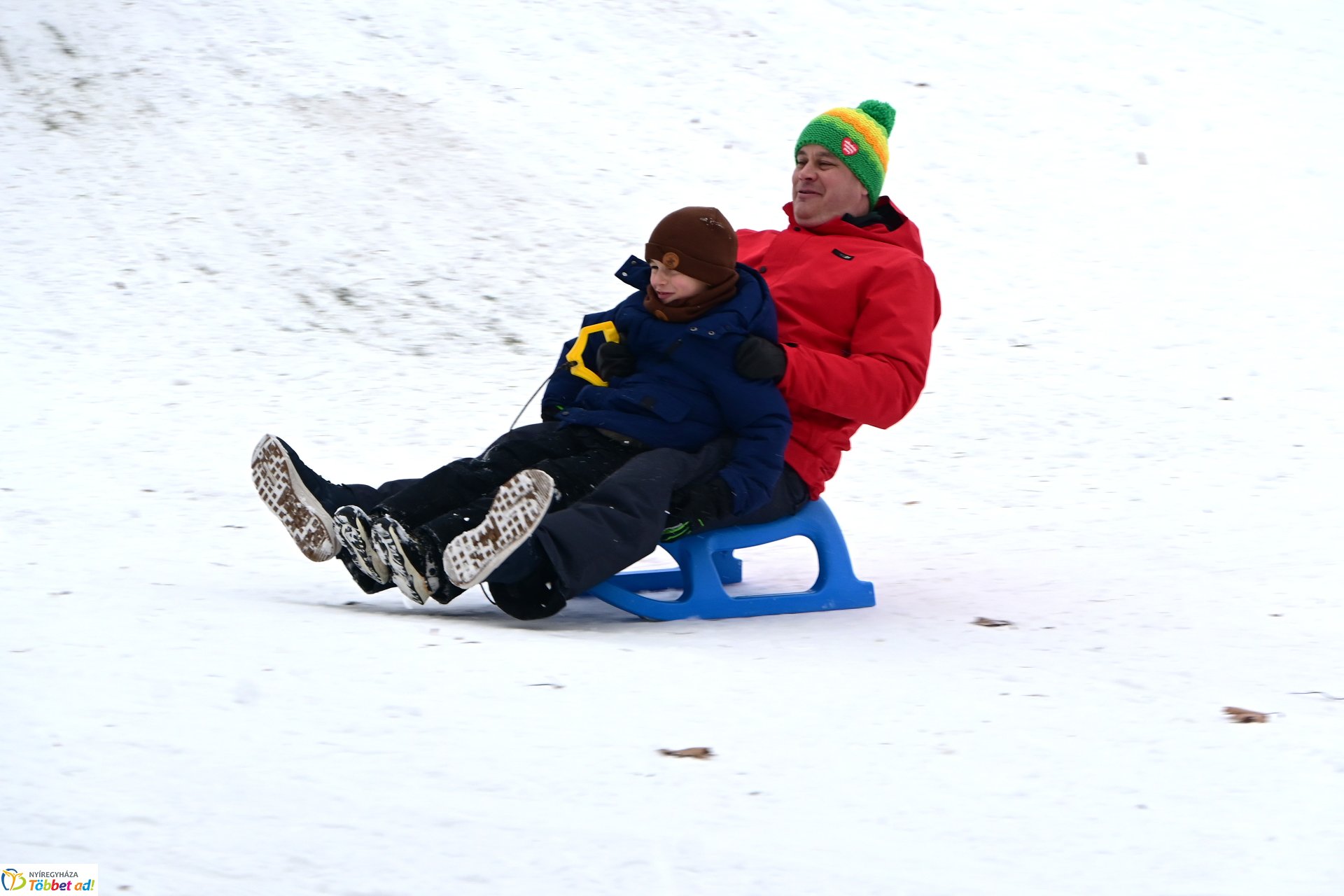 Szánkózás a Robinson-dombon