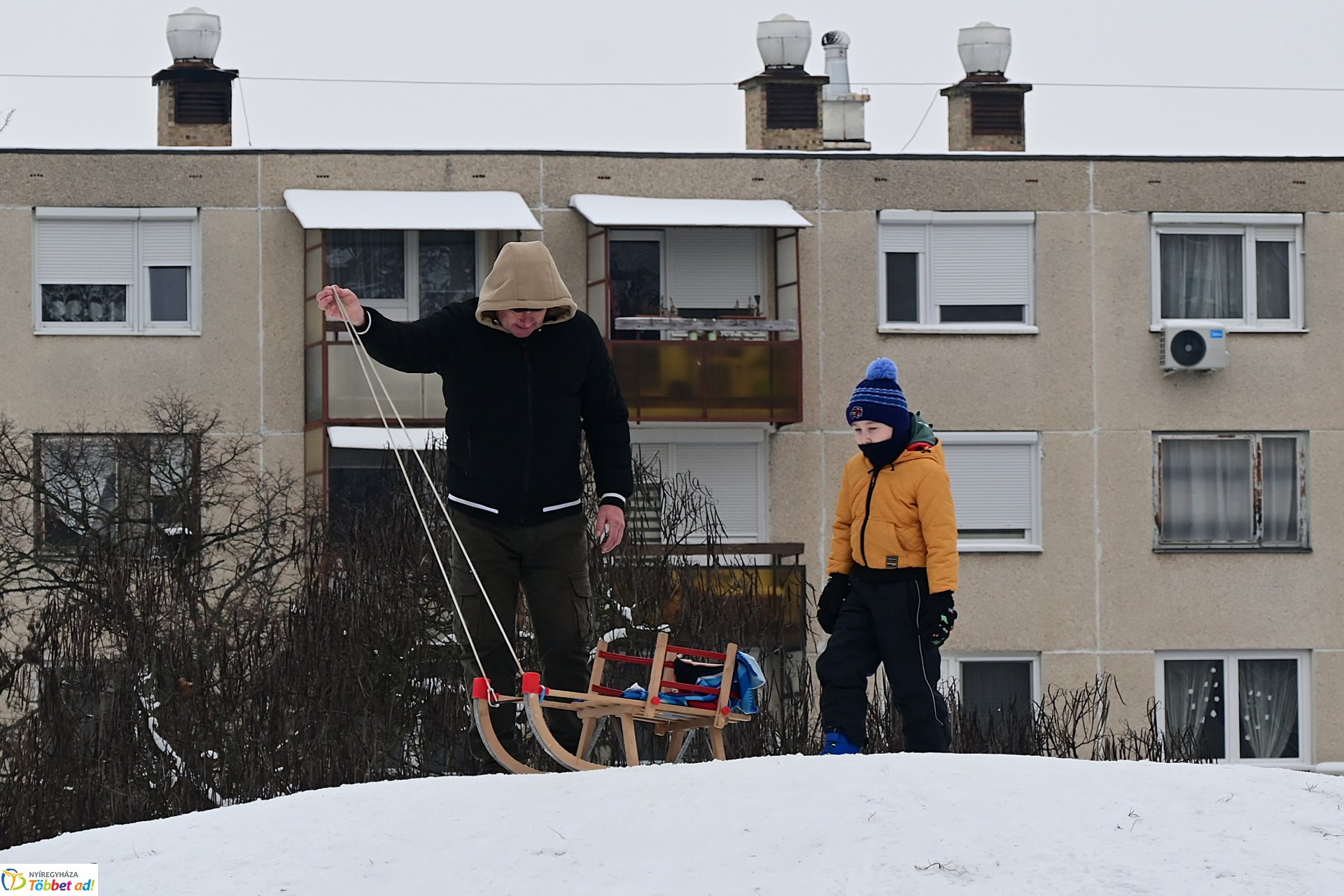 Szánkózás a Robinson-dombon