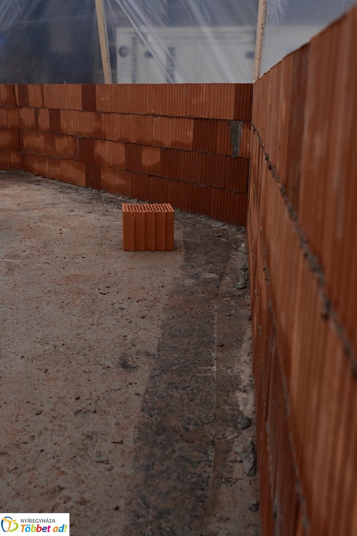 Szauna építés az Aquarius-ban 2026 januárjában