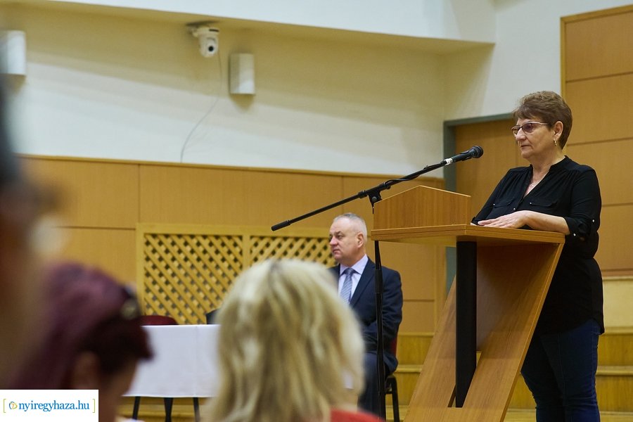 Szavazatszámláló bizottság eskütétele 2022