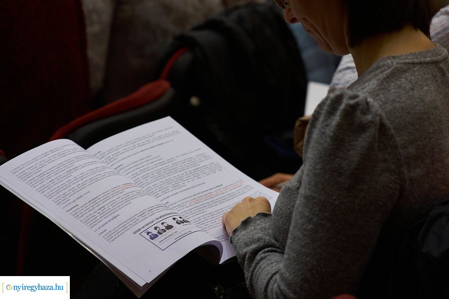 Szavazatszámláló bizottság eskütétele 2022