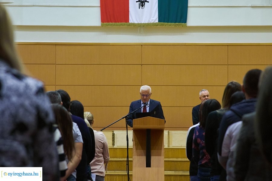 Szavazatszámláló bizottság eskütétele 2022