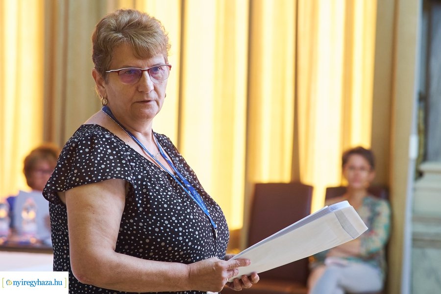 Szavazatszámlázó bizottság eskütétele 20220621