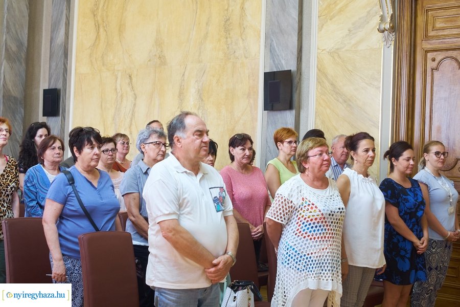 Szavazatszámlázó bizottság eskütétele 20220621