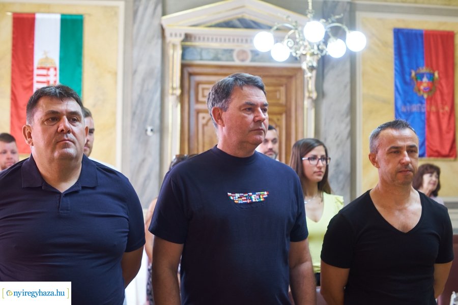 Szavazatszámlázó bizottság eskütétele 20220621