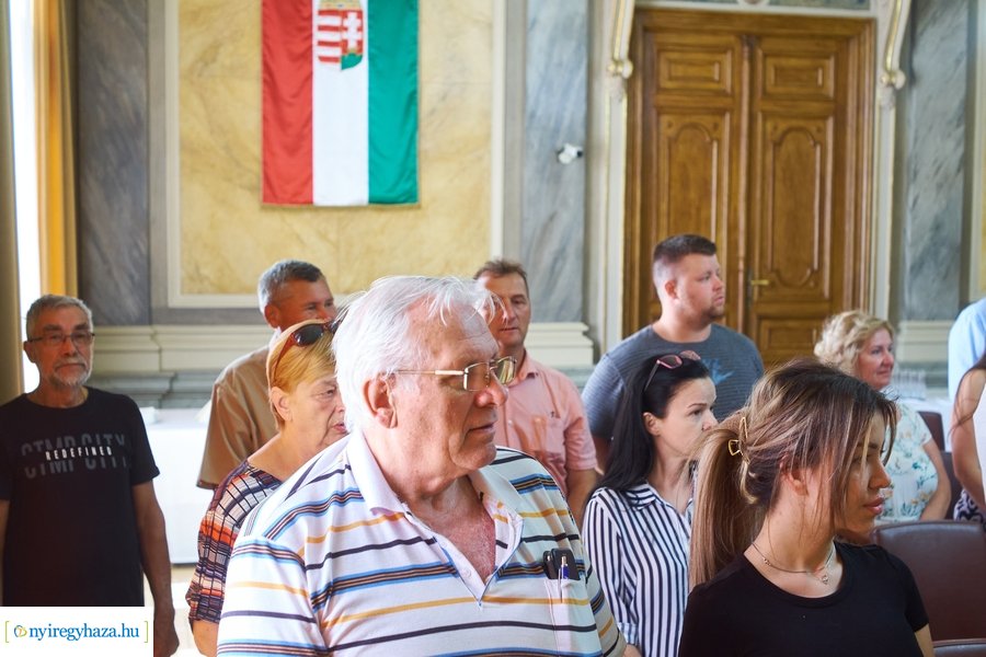 Szavazatszámlázó bizottság eskütétele 20220621