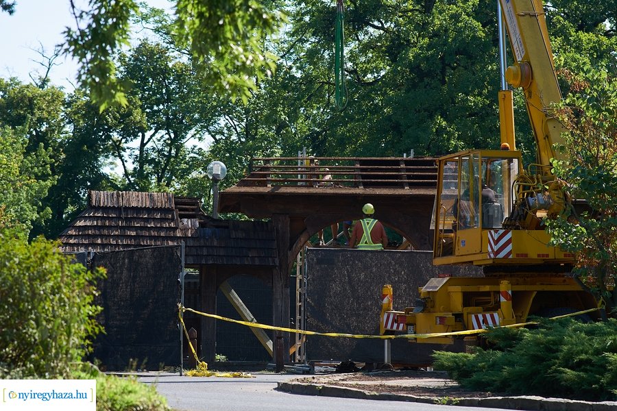 Székelykapu felújítás előtt