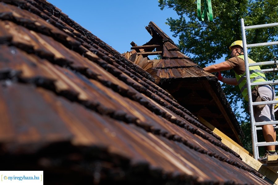 Székelykapu felújítás előtt