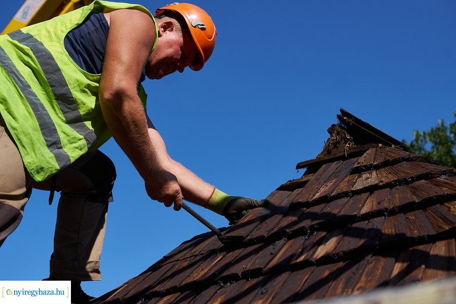 Székelykapu felújítás előtt