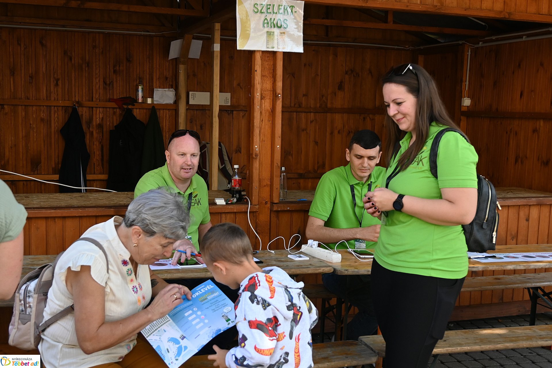 Szelektív Szombat a Kossuth téren
