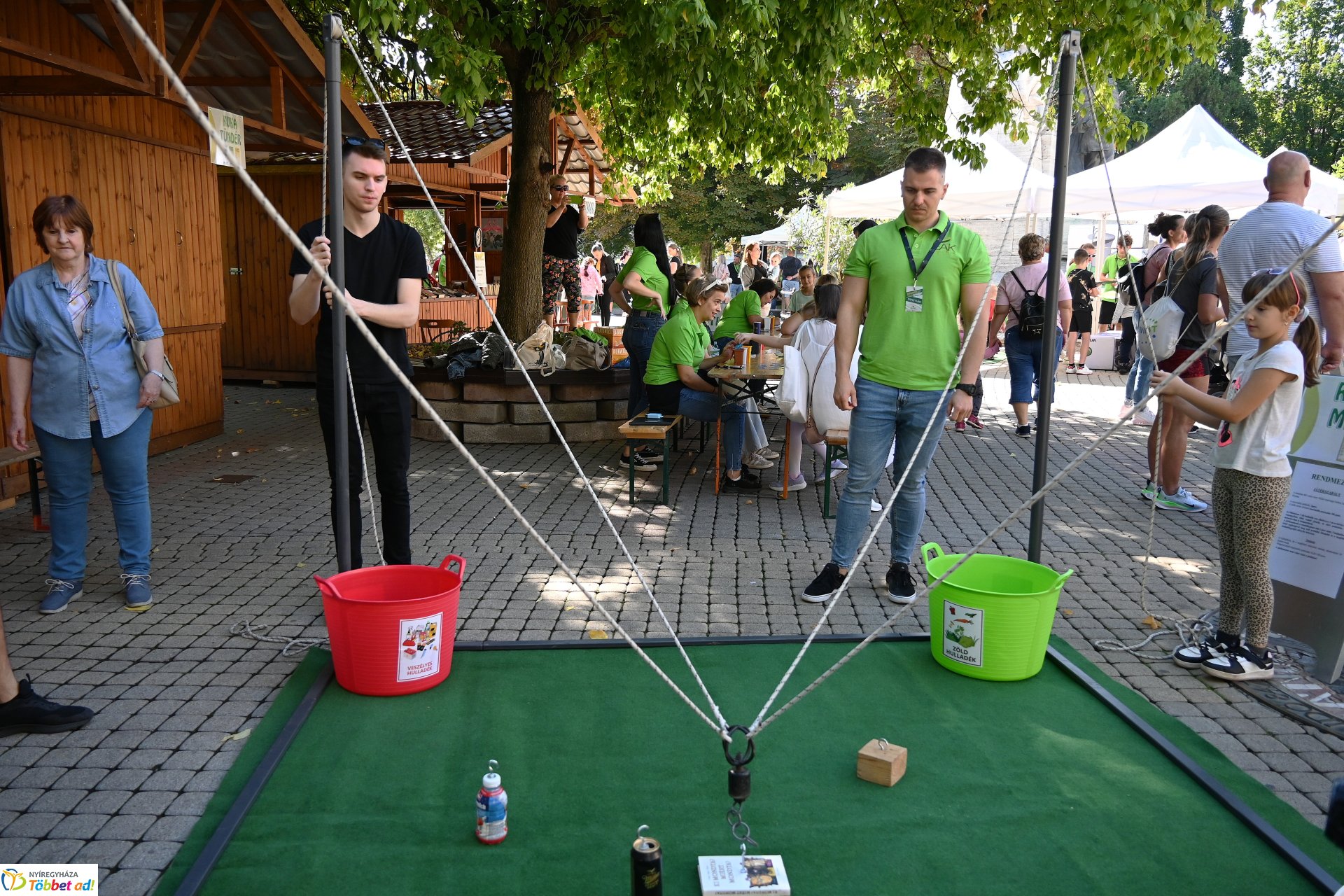 Szelektív Szombat a Kossuth téren