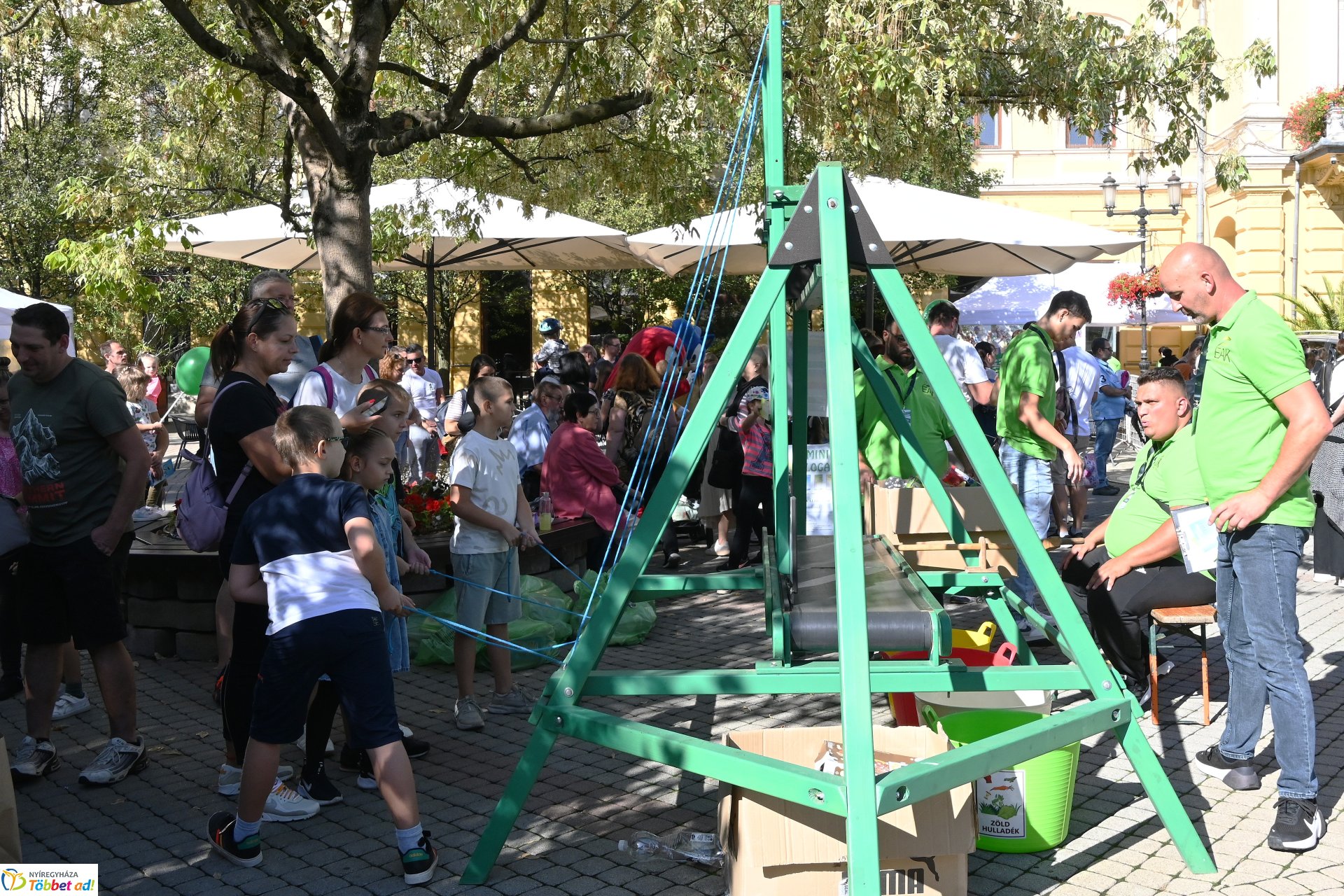 Szelektív Szombat a Kossuth téren