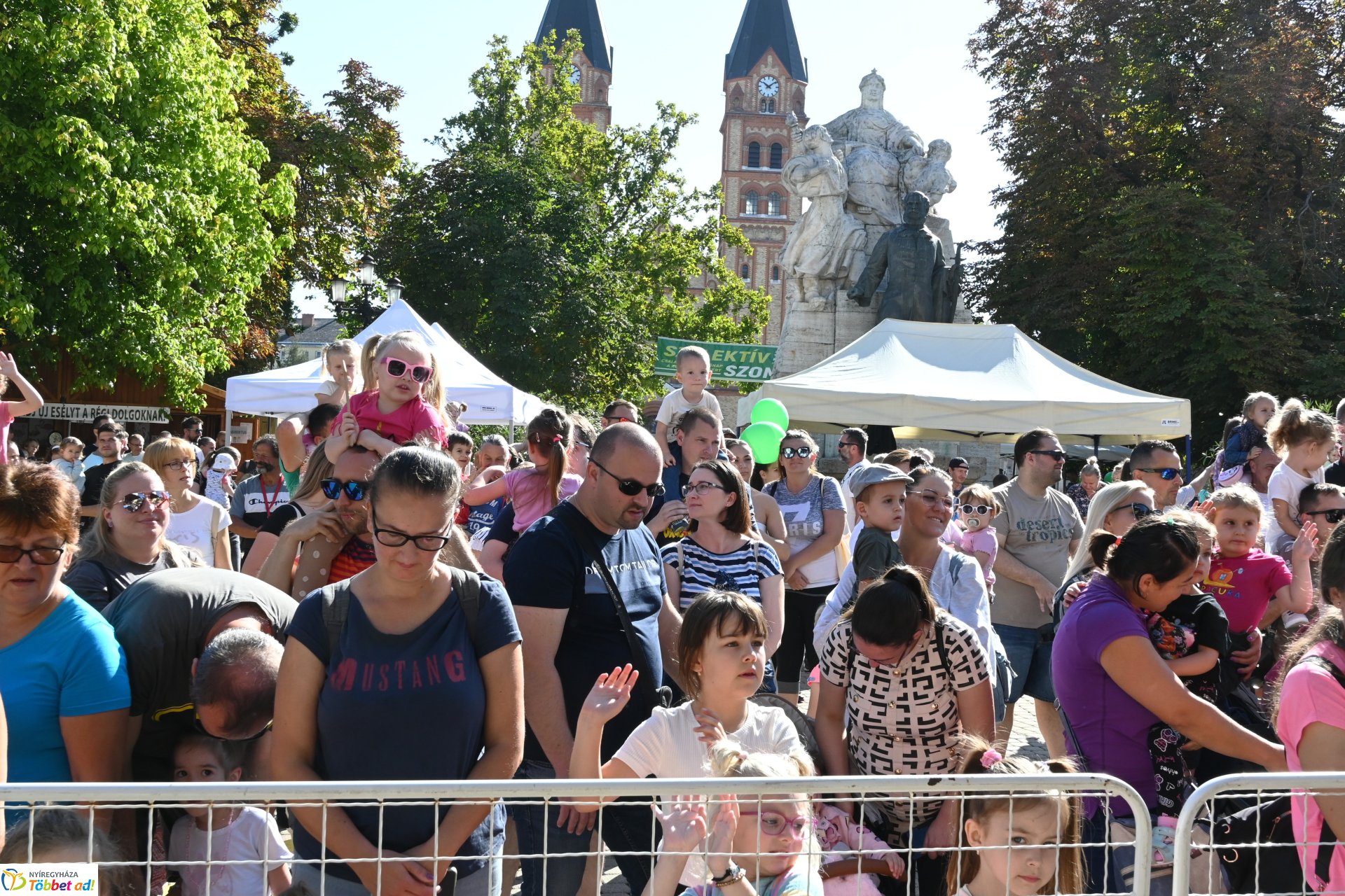 Szelektív Szombat a Kossuth téren