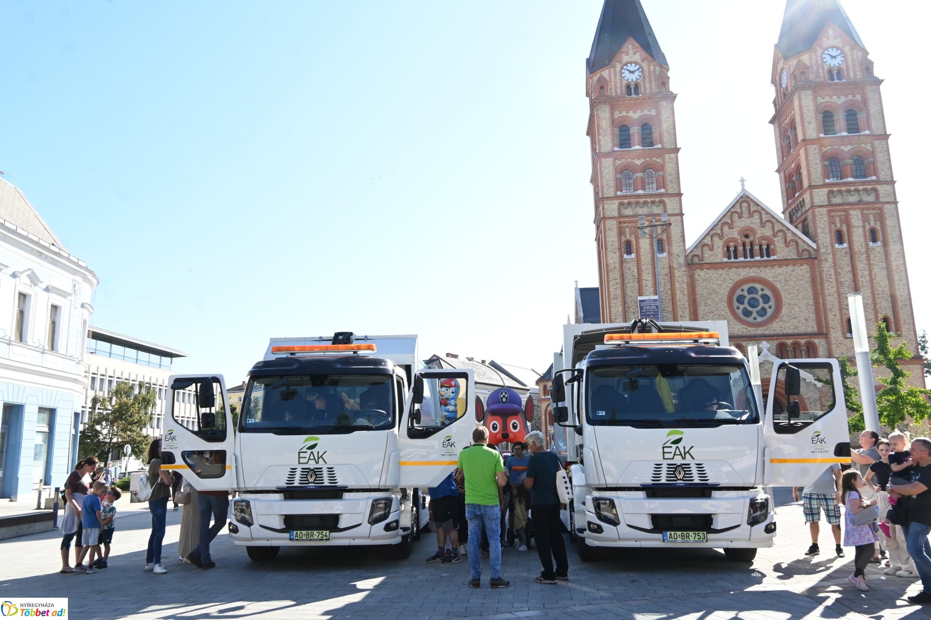 Szelektív Szombat a Kossuth téren