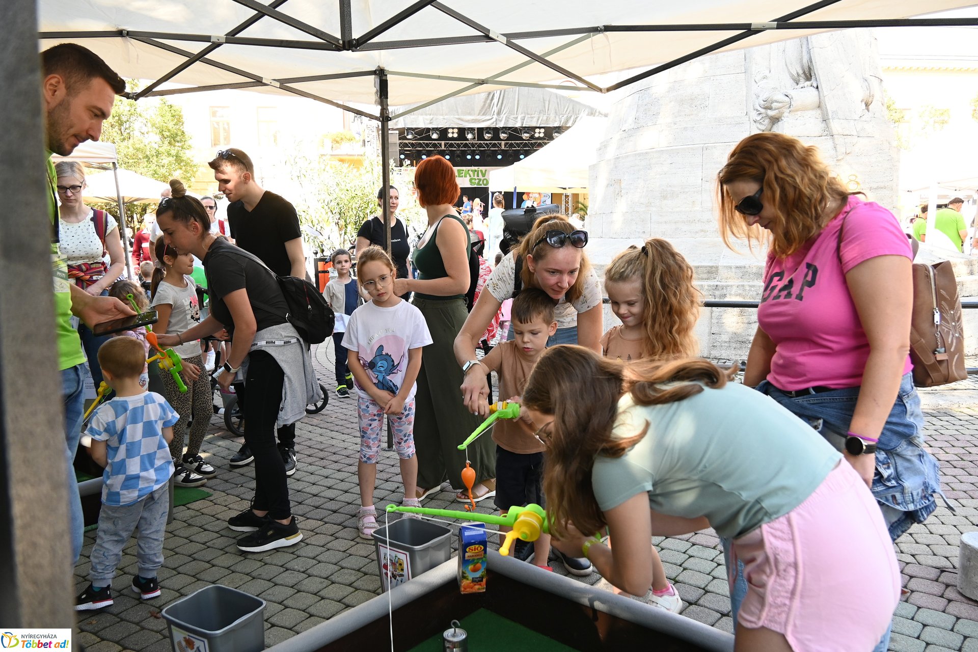 Szelektív Szombat a Kossuth téren