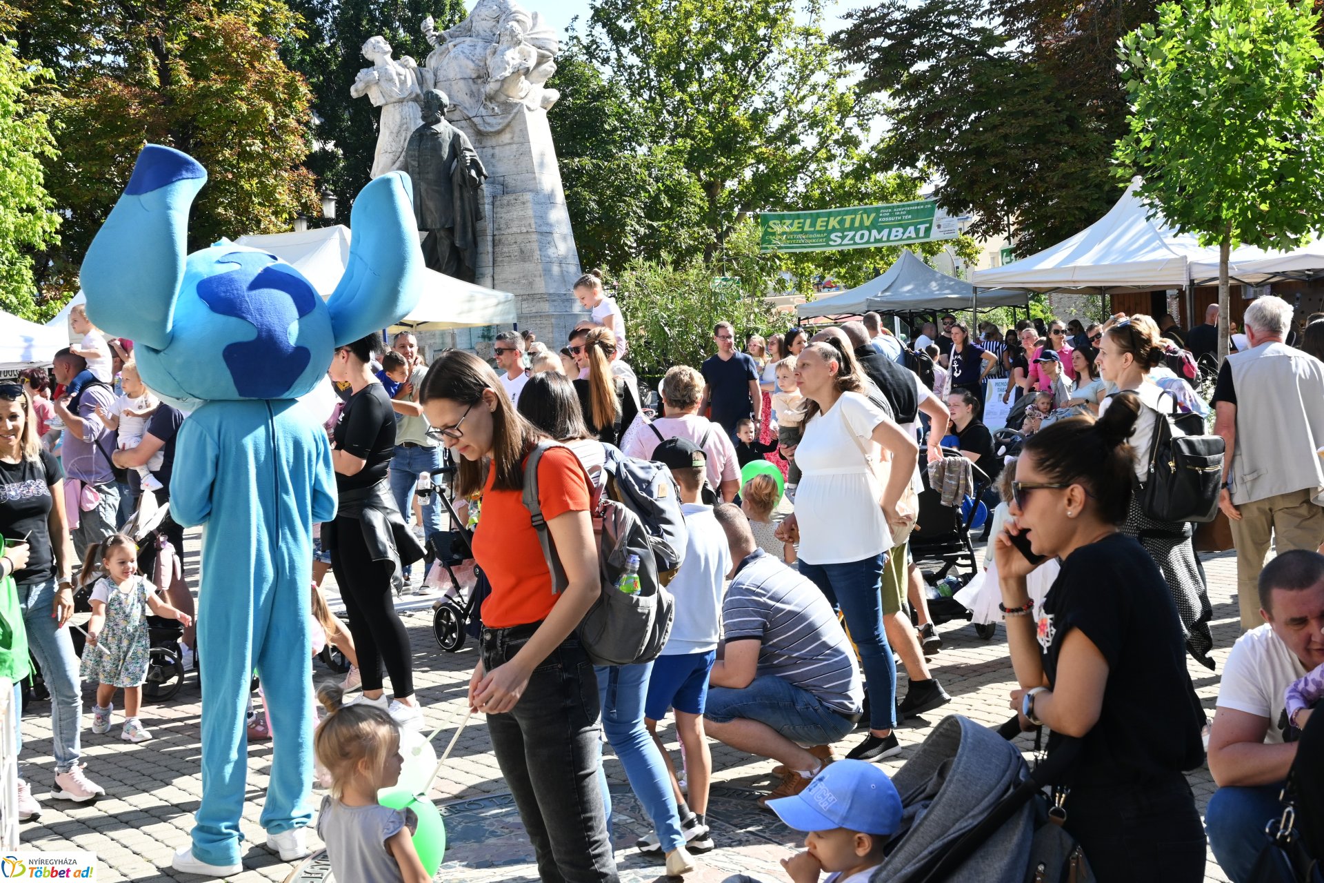 Szelektív Szombat a Kossuth téren