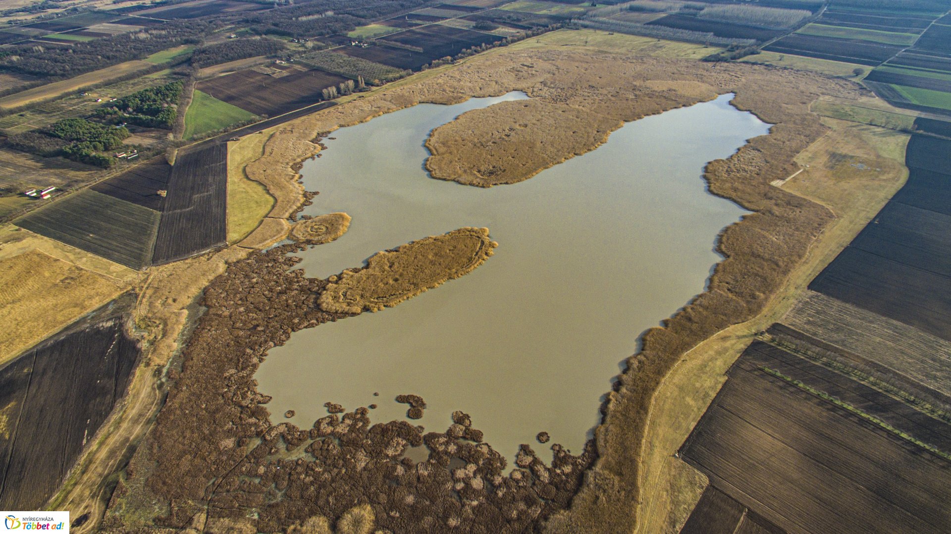 Szelkó-tó és Nagy Vadas-tó a magasból.