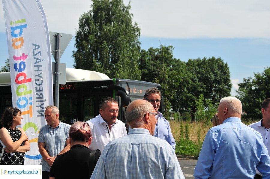 Szélsőbokori út átadó 20230809