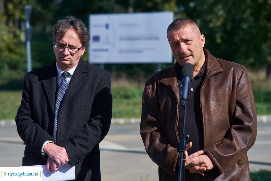 Szélsőbokori út felújítása 20221006