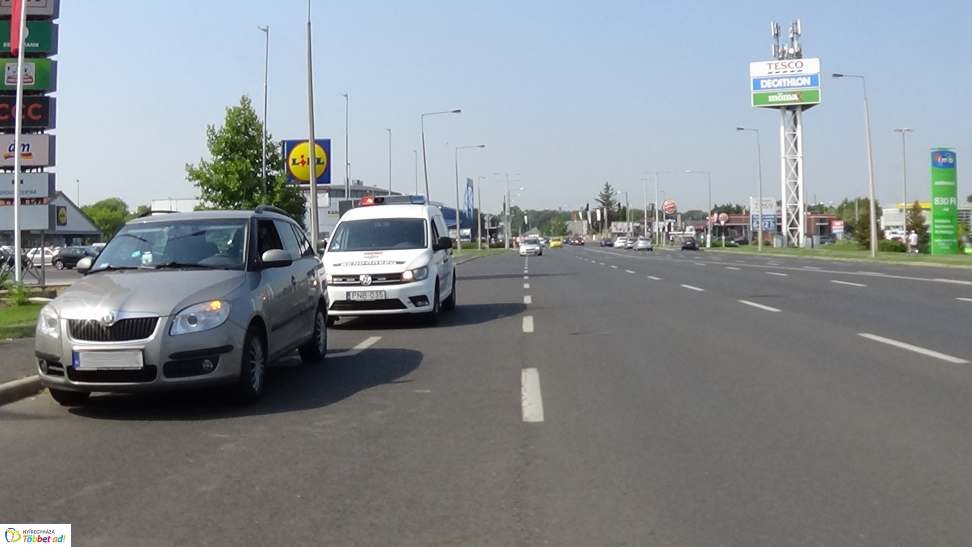 Szélvédőt tört a lehulló kavics