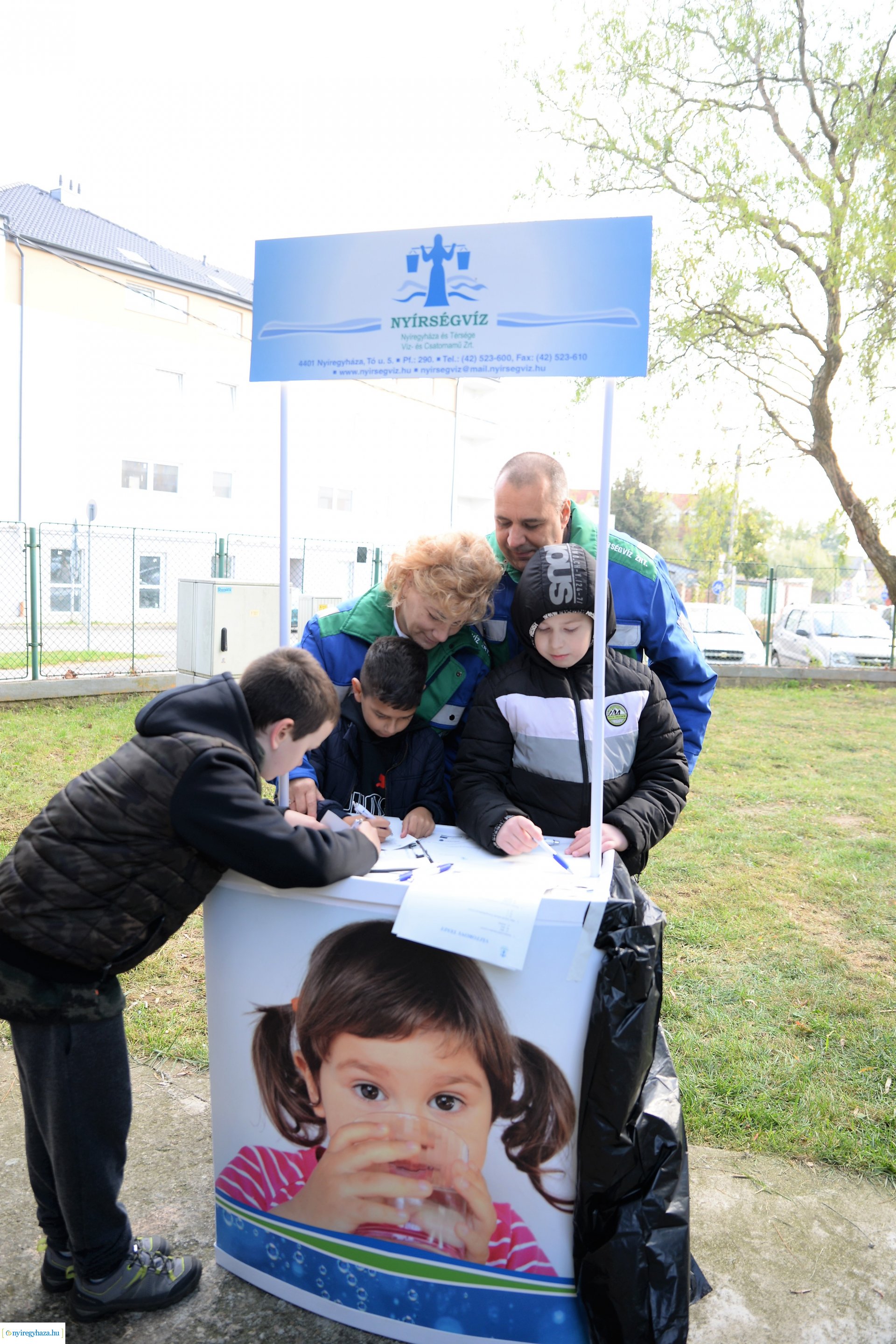 Szemléletformáló program keretében iskolások látogattak a Nyíregyházi Víztoronyba