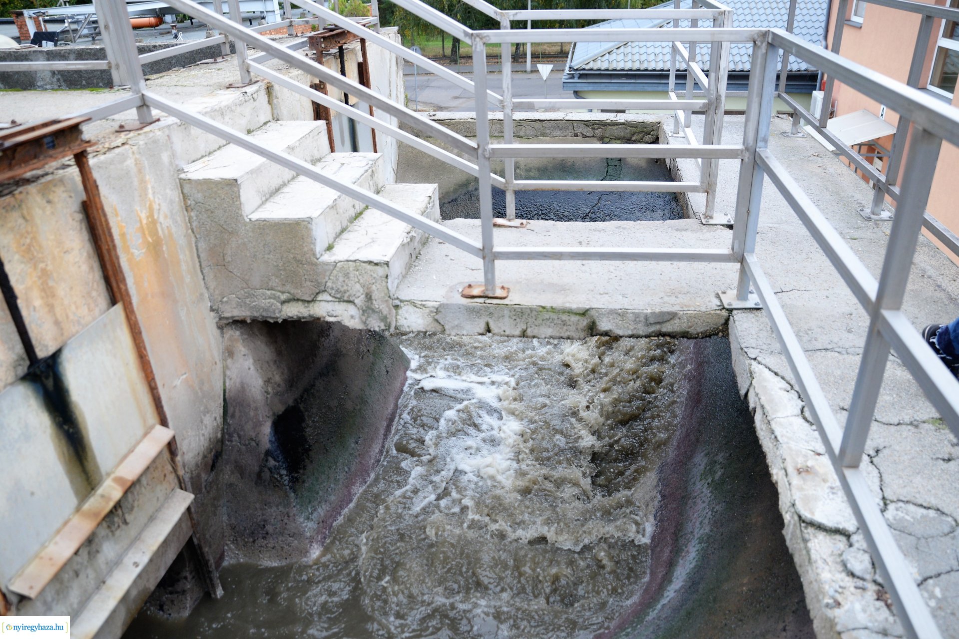 Szemléletformáló program keretében iskolások látogattak a Szennyvíztisztító telepre