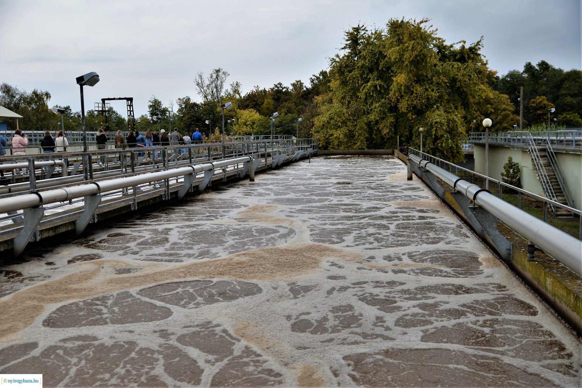 Szemléletformáló program keretében iskolások látogattak a Szennyvíztisztító telepre
