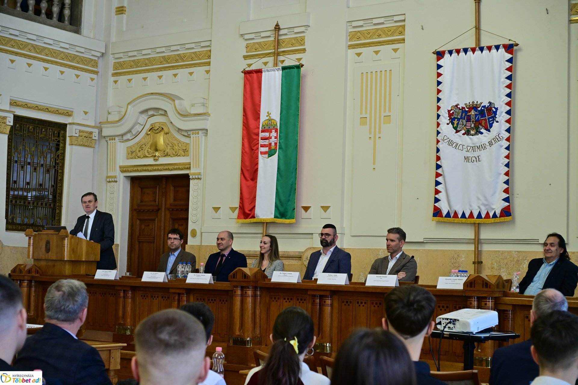 Szemléletformáló szakmai konferencia a Megyeházán