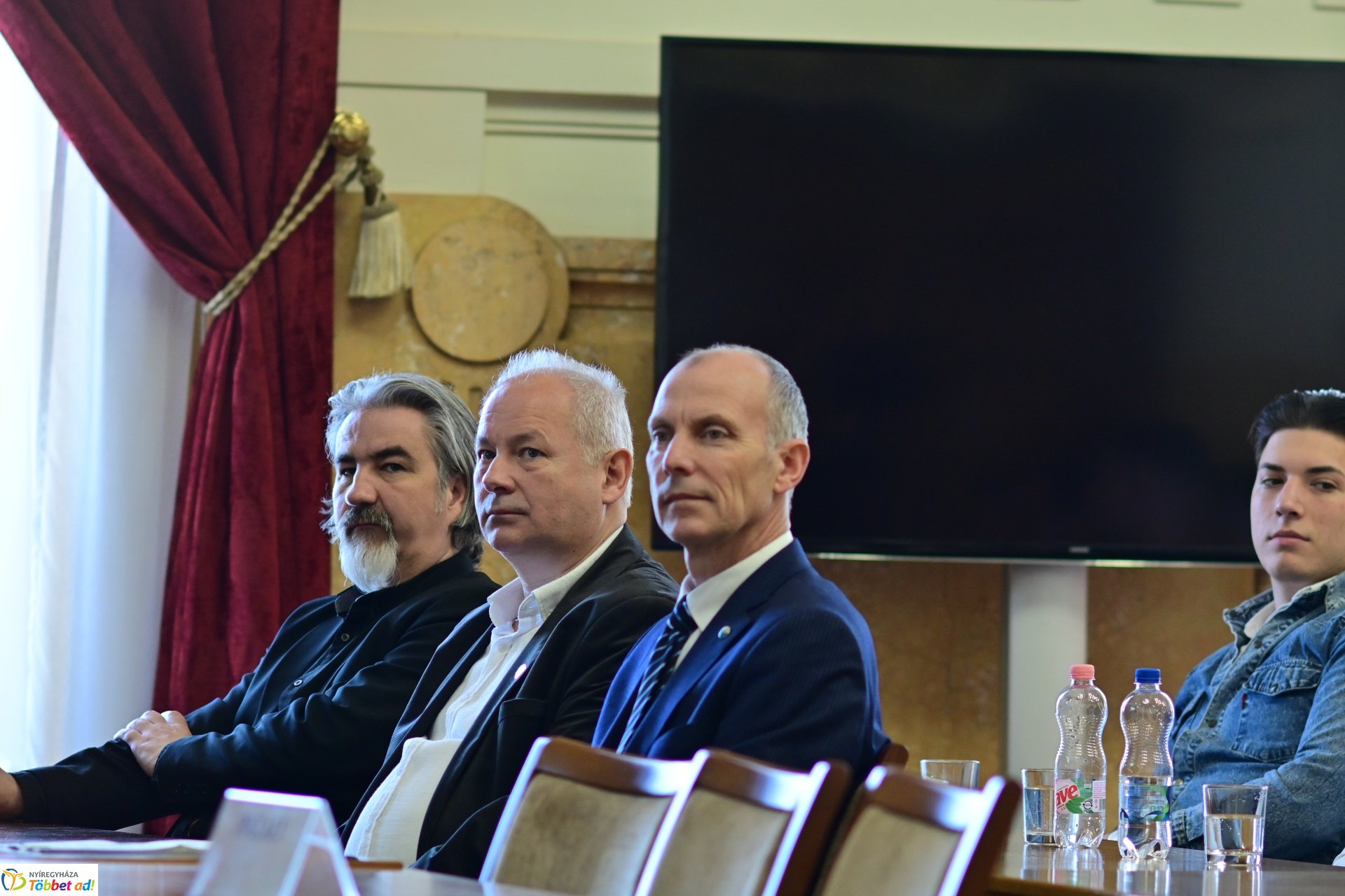 Szemléletformáló szakmai konferencia a Megyeházán