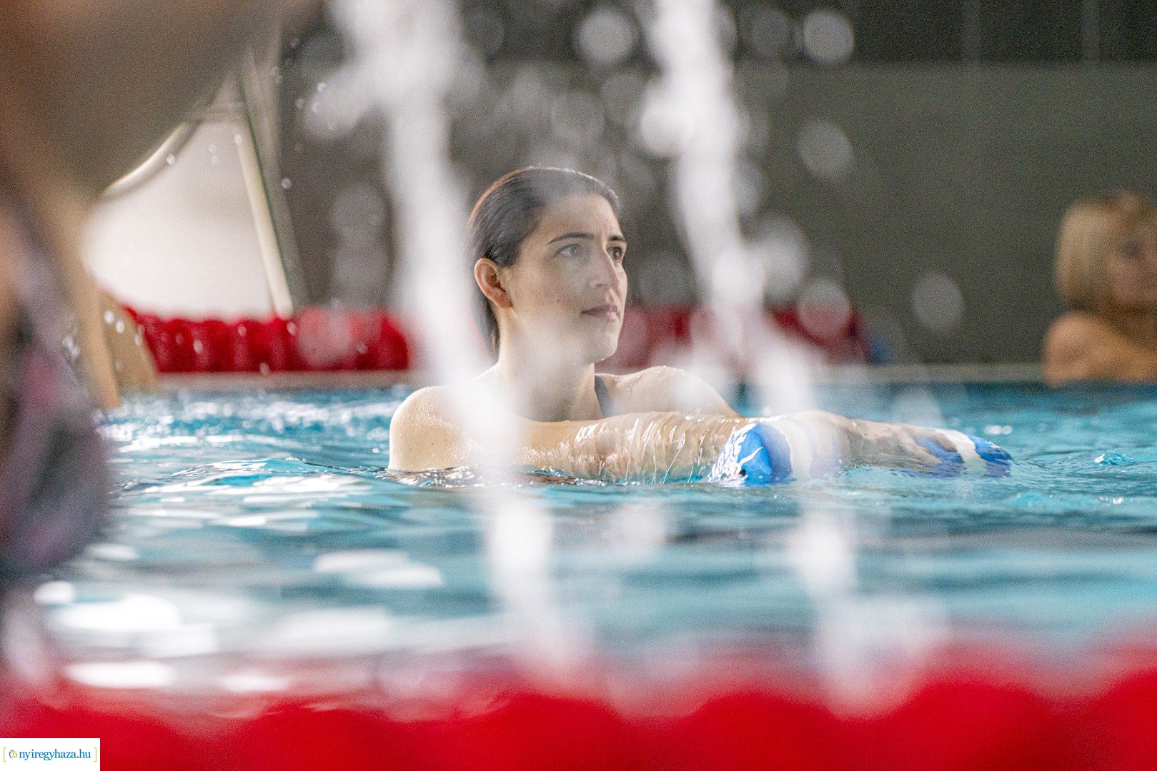 Szenior vízitorna az Eissmann Városi Uszodában