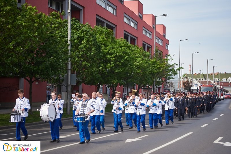 Szent Flórián napi felvonulás