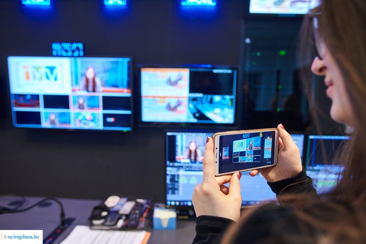 Szent Imrés diákok a Nyíregyházi Televízióban