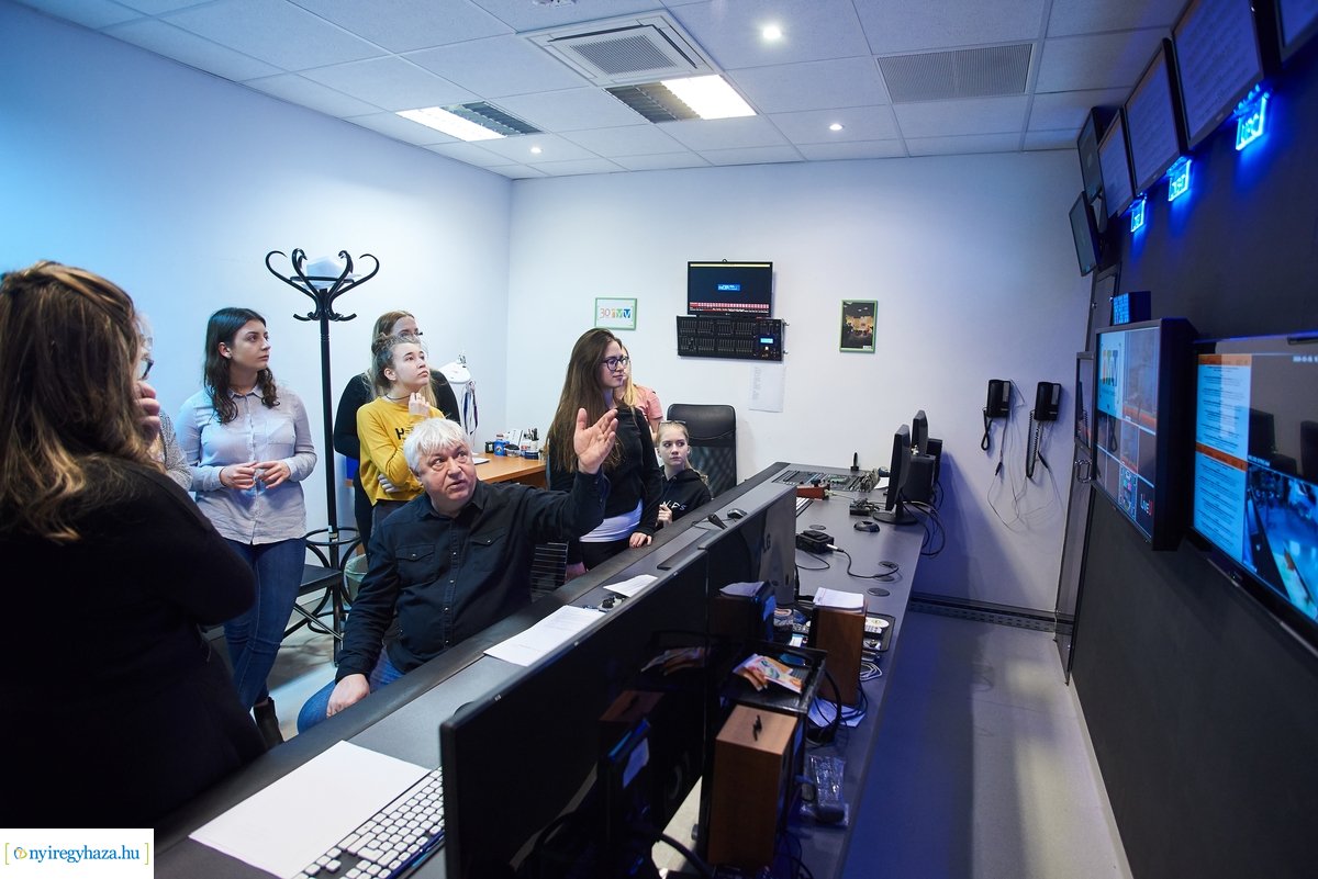 Szent Imrés diákok a Nyíregyházi Televízióban