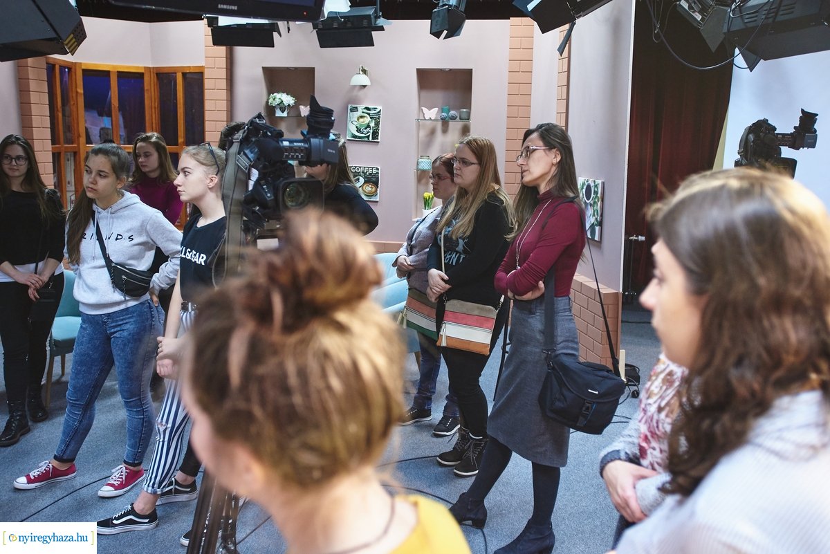 Szent Imrés diákok a Nyíregyházi Televízióban