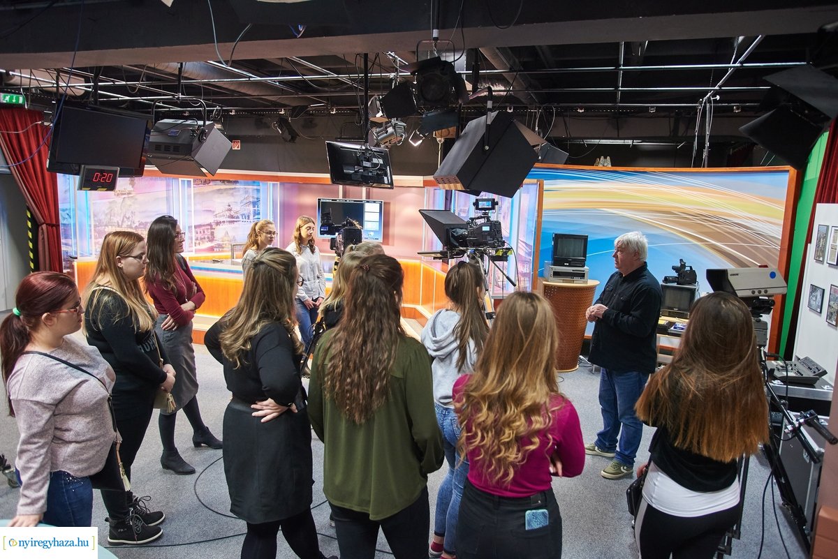 Szent Imrés diákok a Nyíregyházi Televízióban