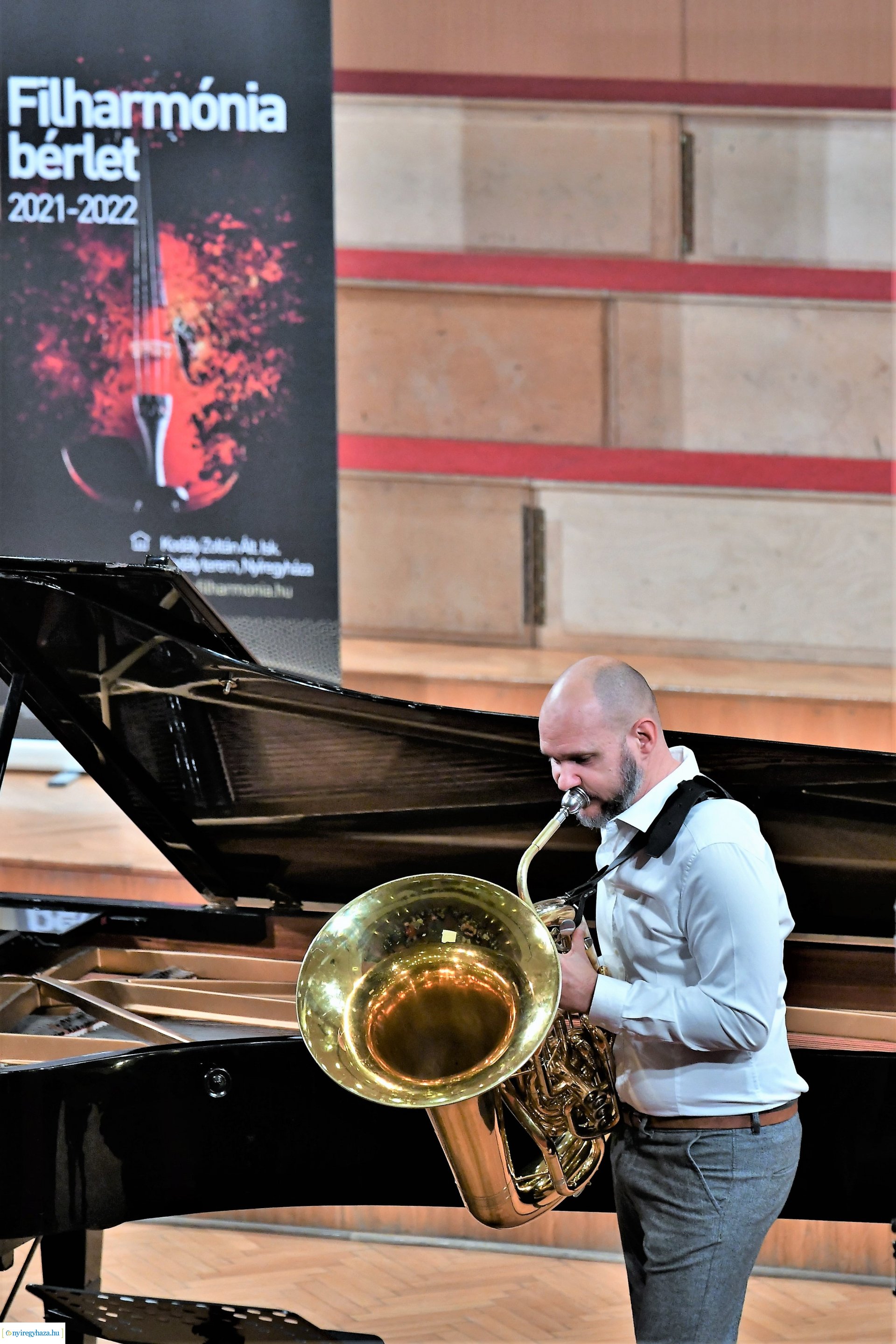 Szentpáli Roland szerzői estje a Filharmónia koncertsorozat szervezésében