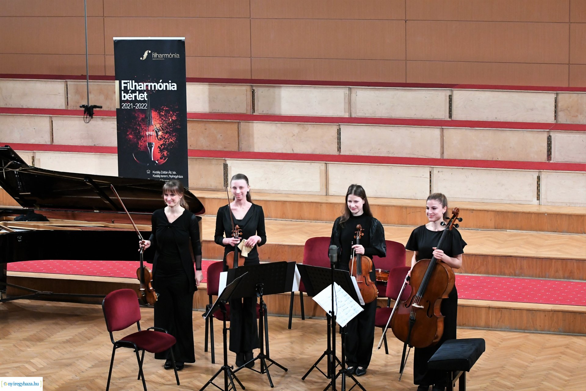 Szentpáli Roland szerzői estje a Filharmónia koncertsorozat szervezésében