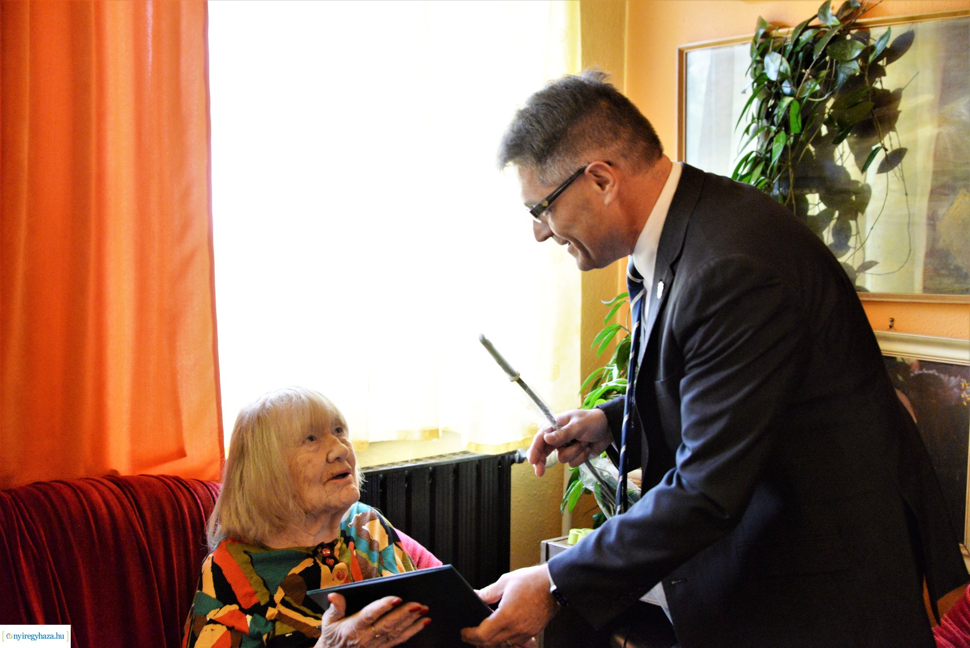 Szépkorú köszöntés - Árvayné Szabó Viola 90 éves