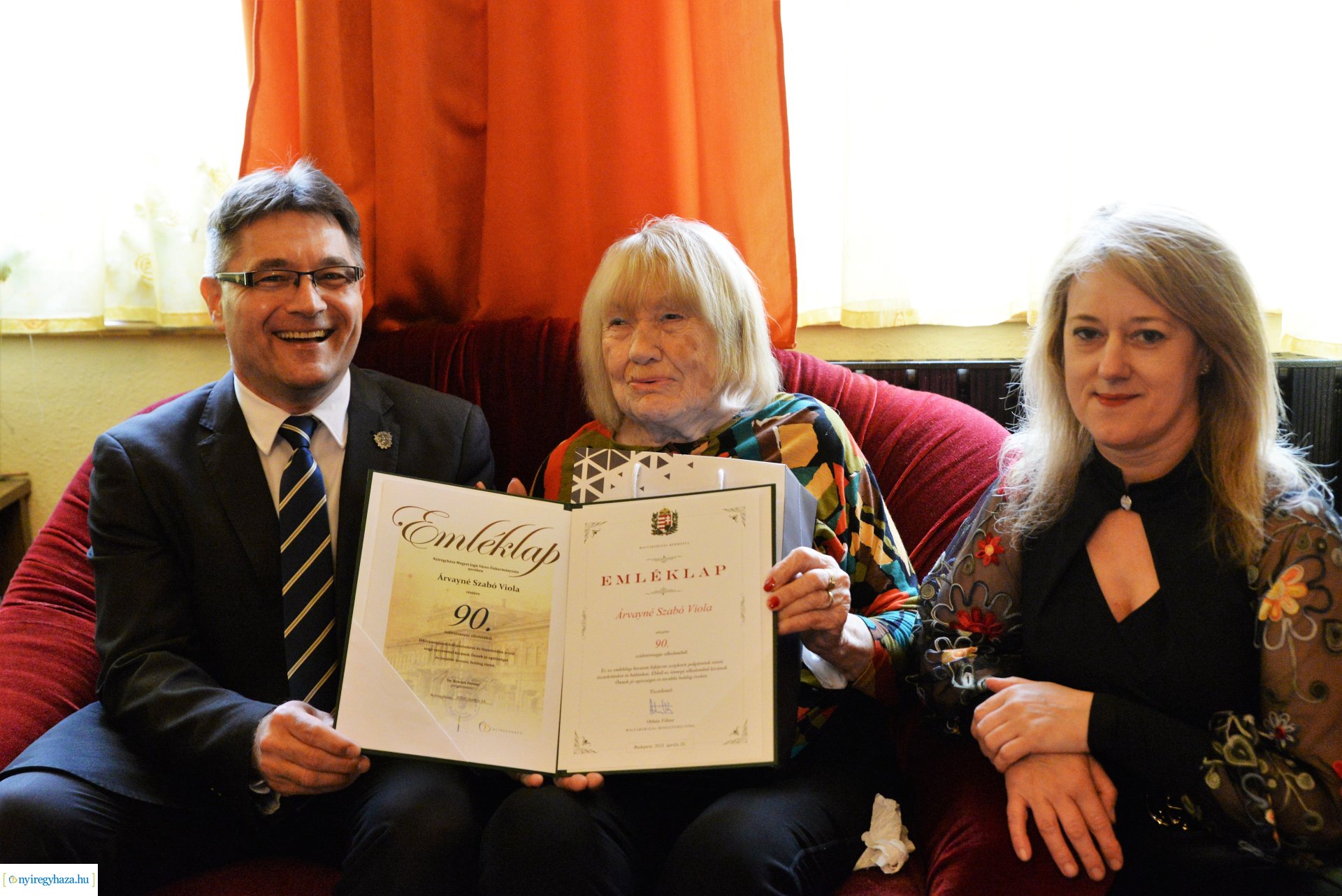 Szépkorú köszöntés - Árvayné Szabó Viola 90 éves