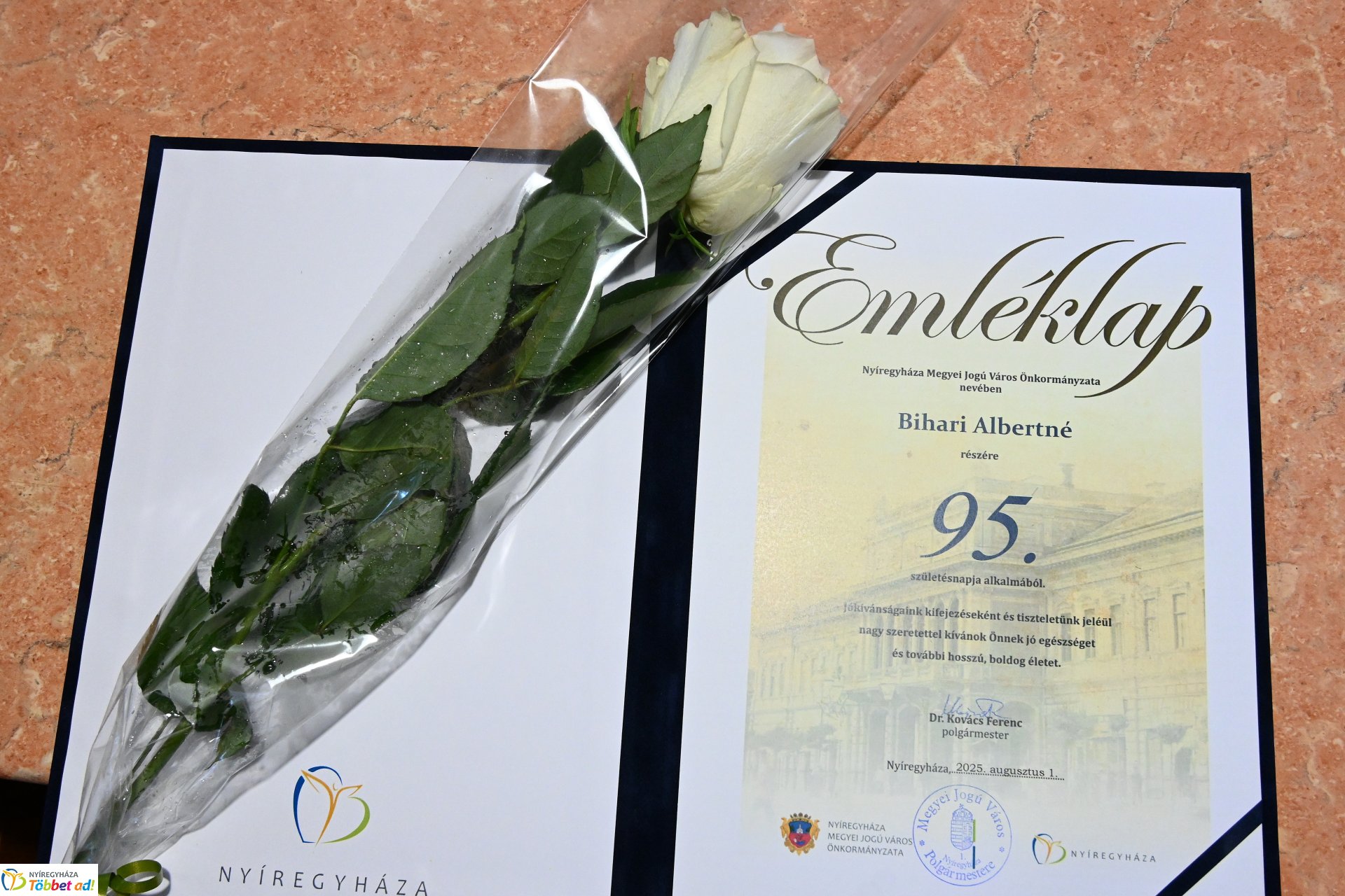 Szépkorú köszöntés - Bihari Albertné 95 éves