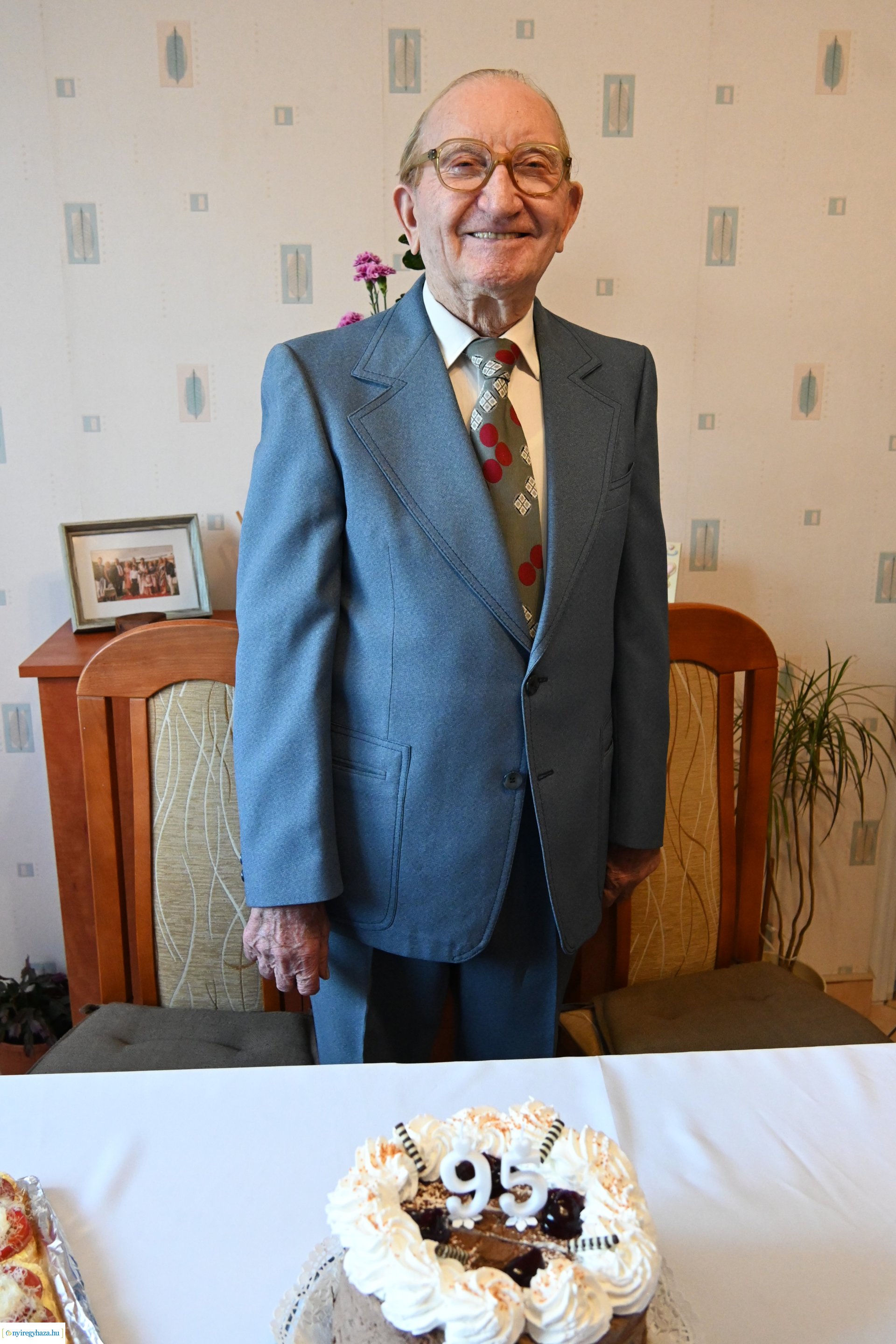 Szépkorú köszöntés - Bíró József 95 éves