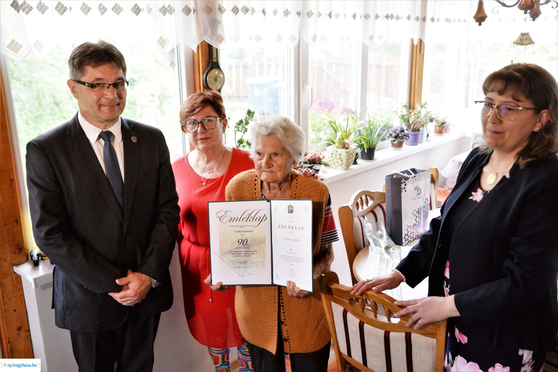 Szépkorú köszöntés - Csobai Józsefné 90 éves