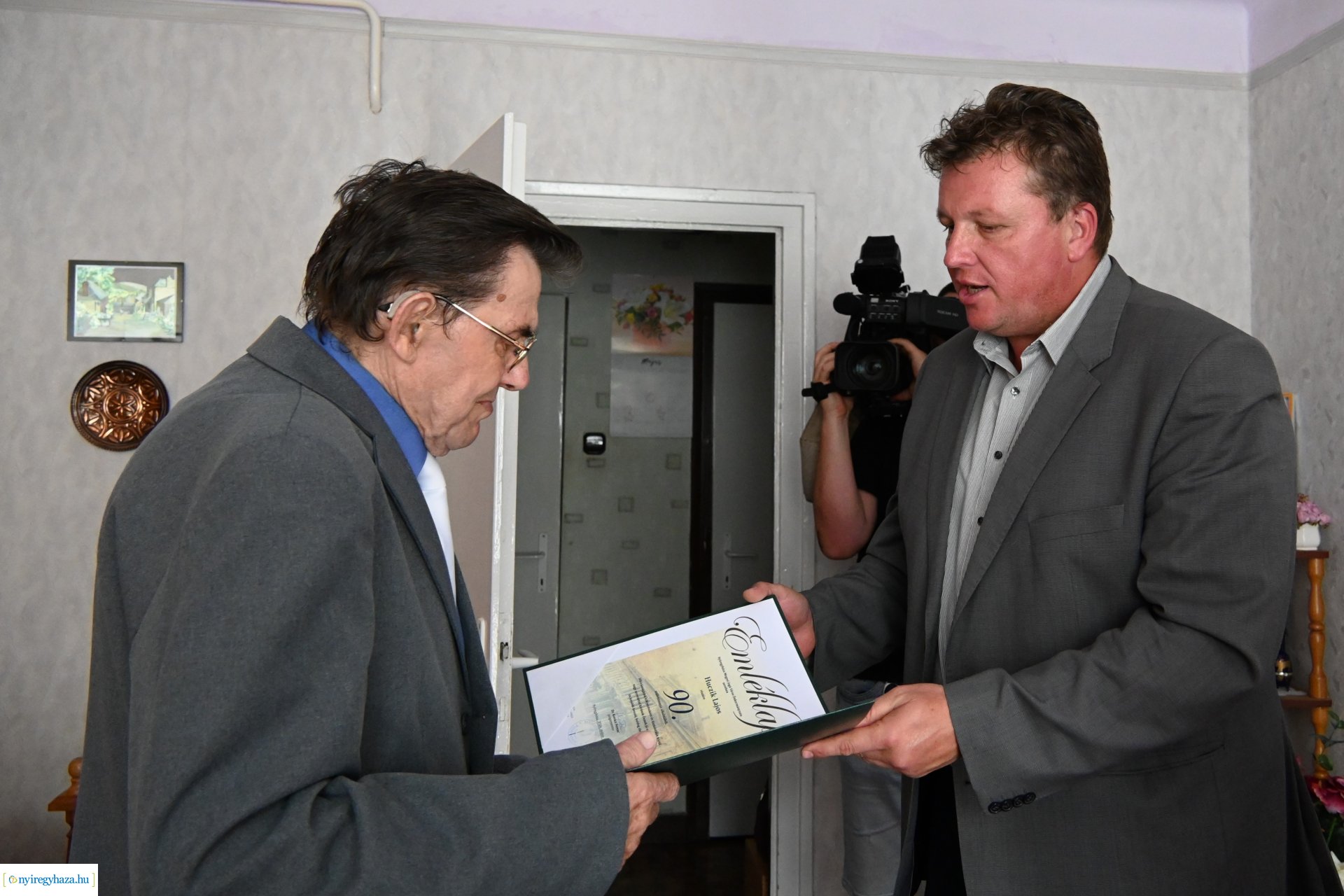 Szépkorú köszöntés - Huczik Lajos 90 éves