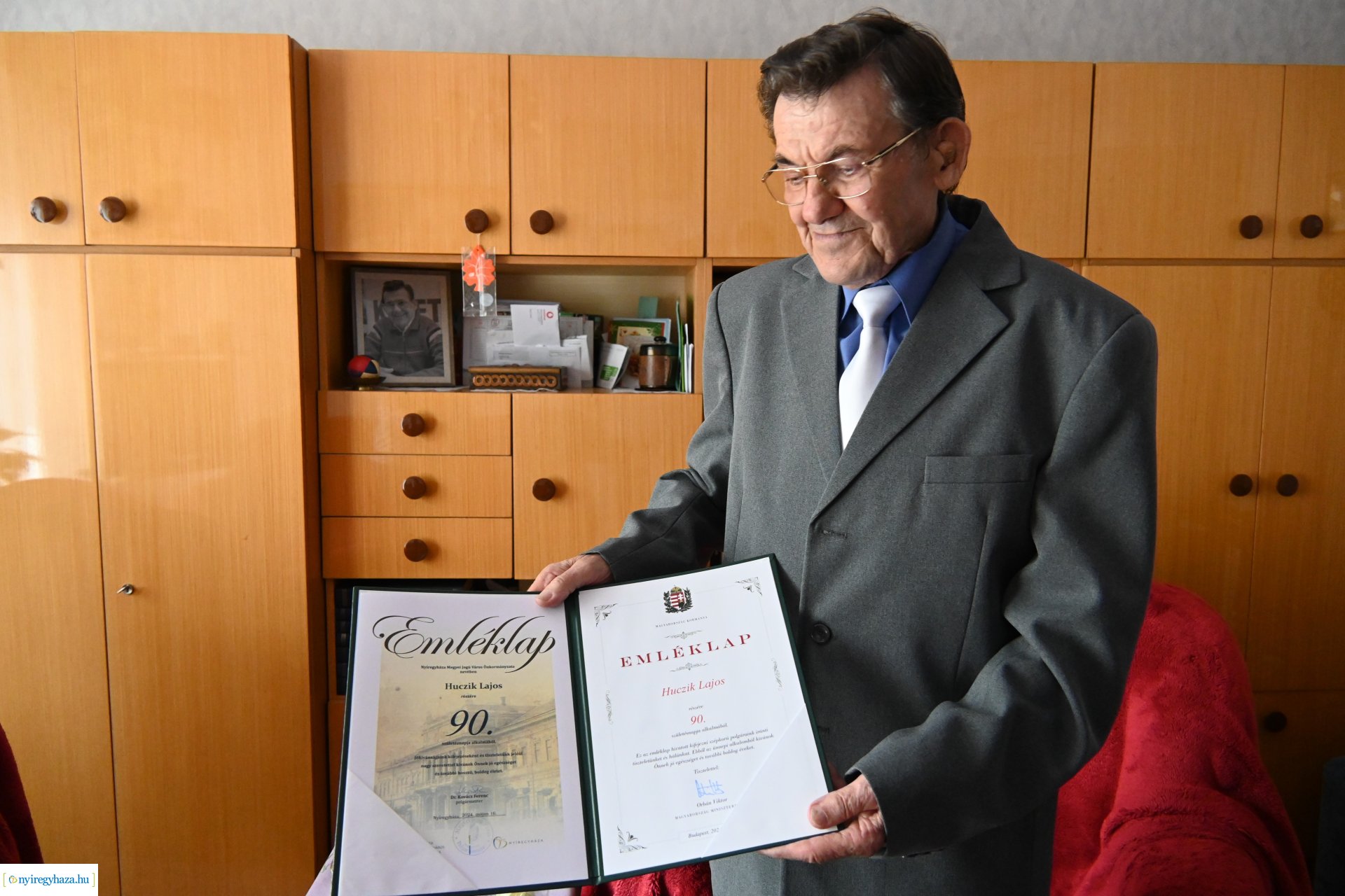 Szépkorú köszöntés - Huczik Lajos 90 éves