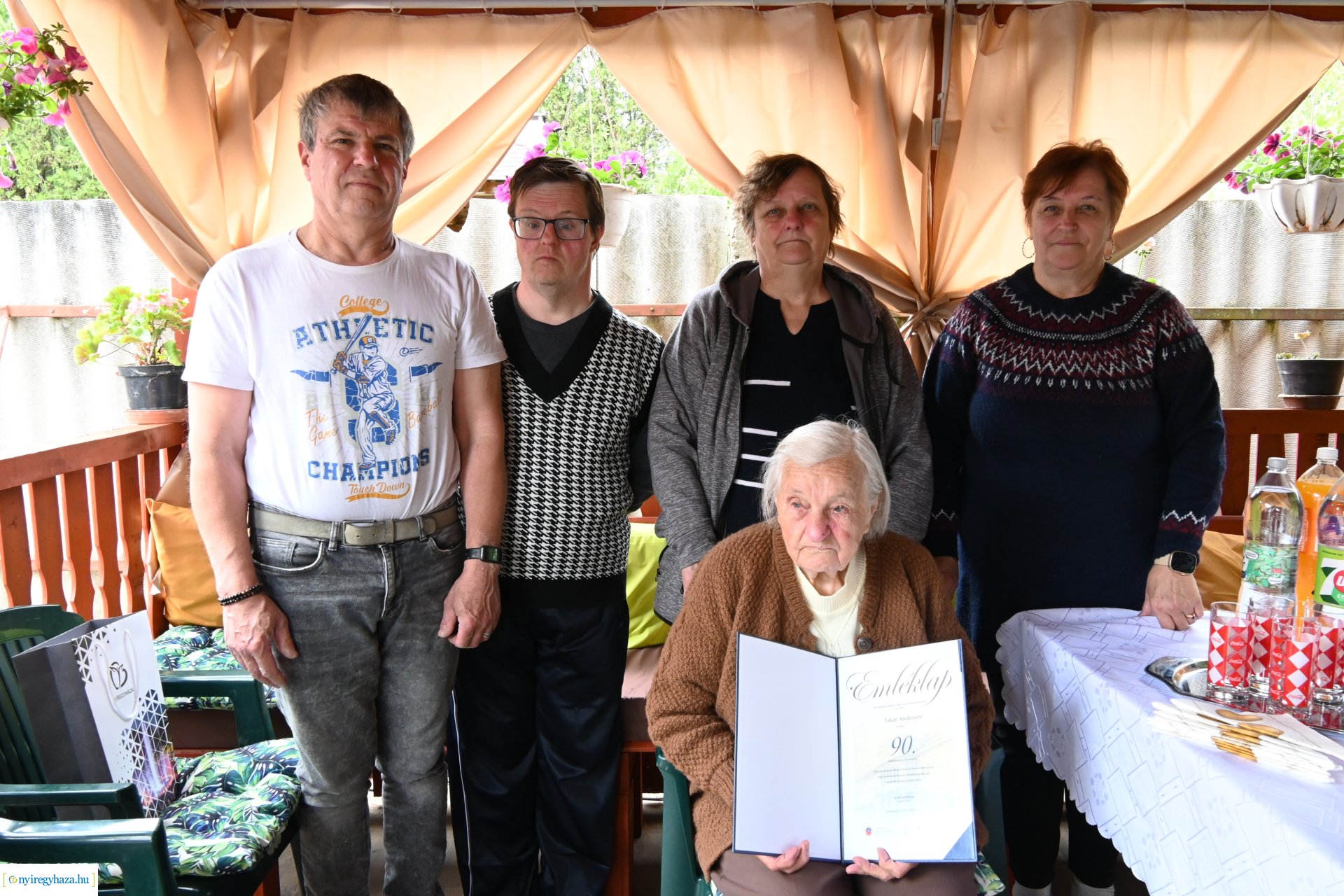Szépkorú köszöntés Nyírszőlősön - Tatár Andrásné 90 éves