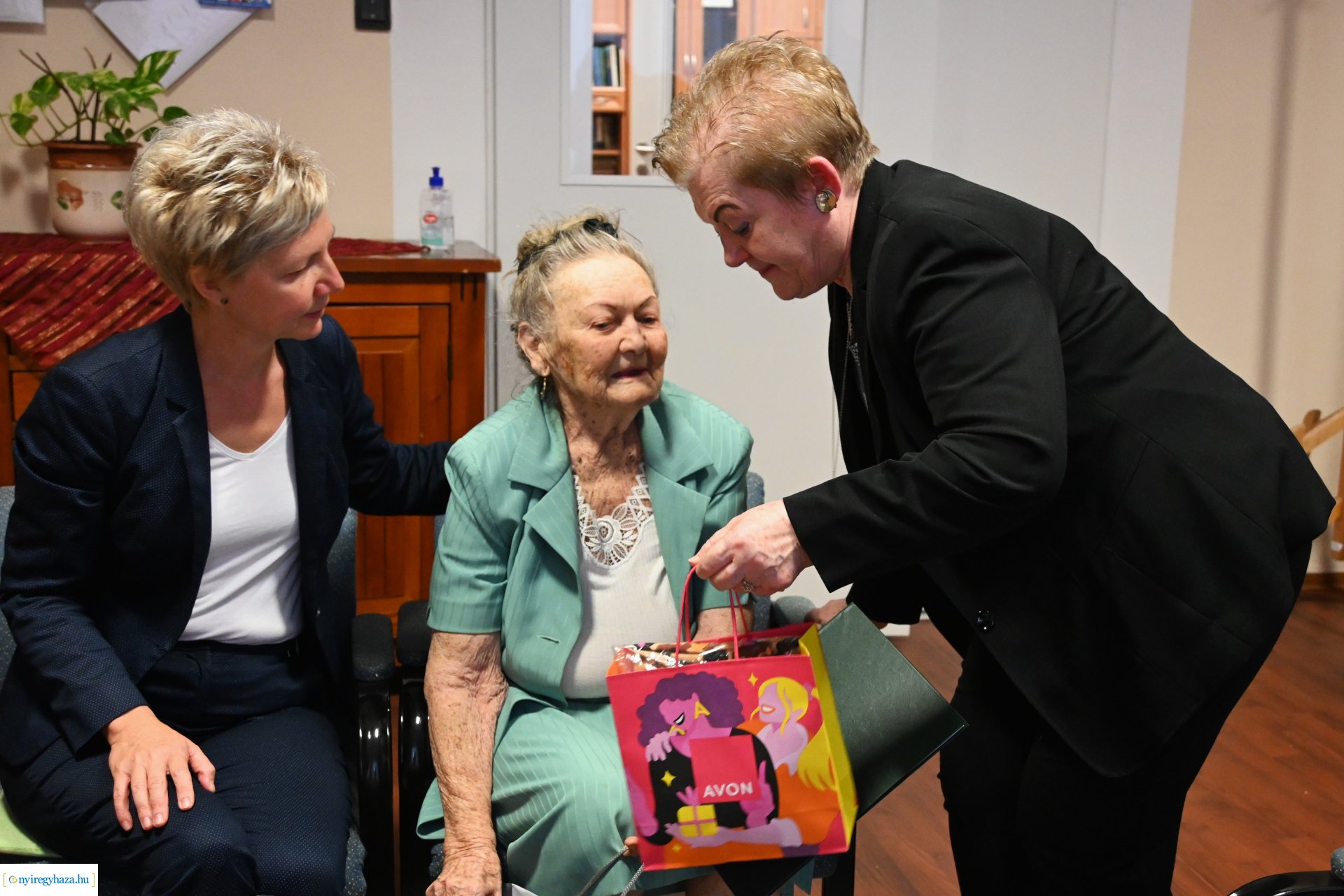 Szépkorú köszöntés - Román Gáborné 90 éves